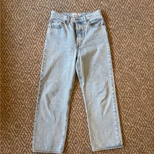 Levi’s Ribcage Ankle Denim Jeans in Ojai wash size 28